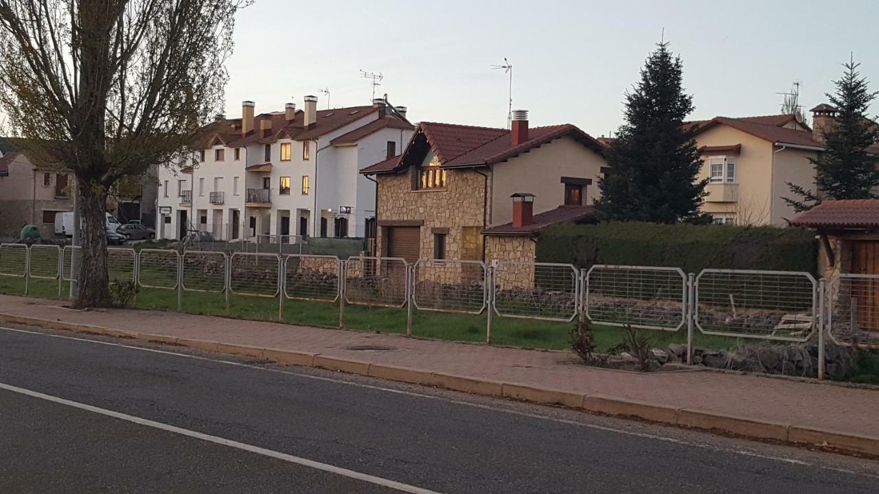 El Cordel De Gredos Navarredonda de Gredos Exterior foto